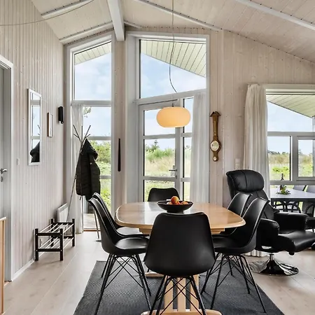 度假居 In Hvide Sande With Sauna *